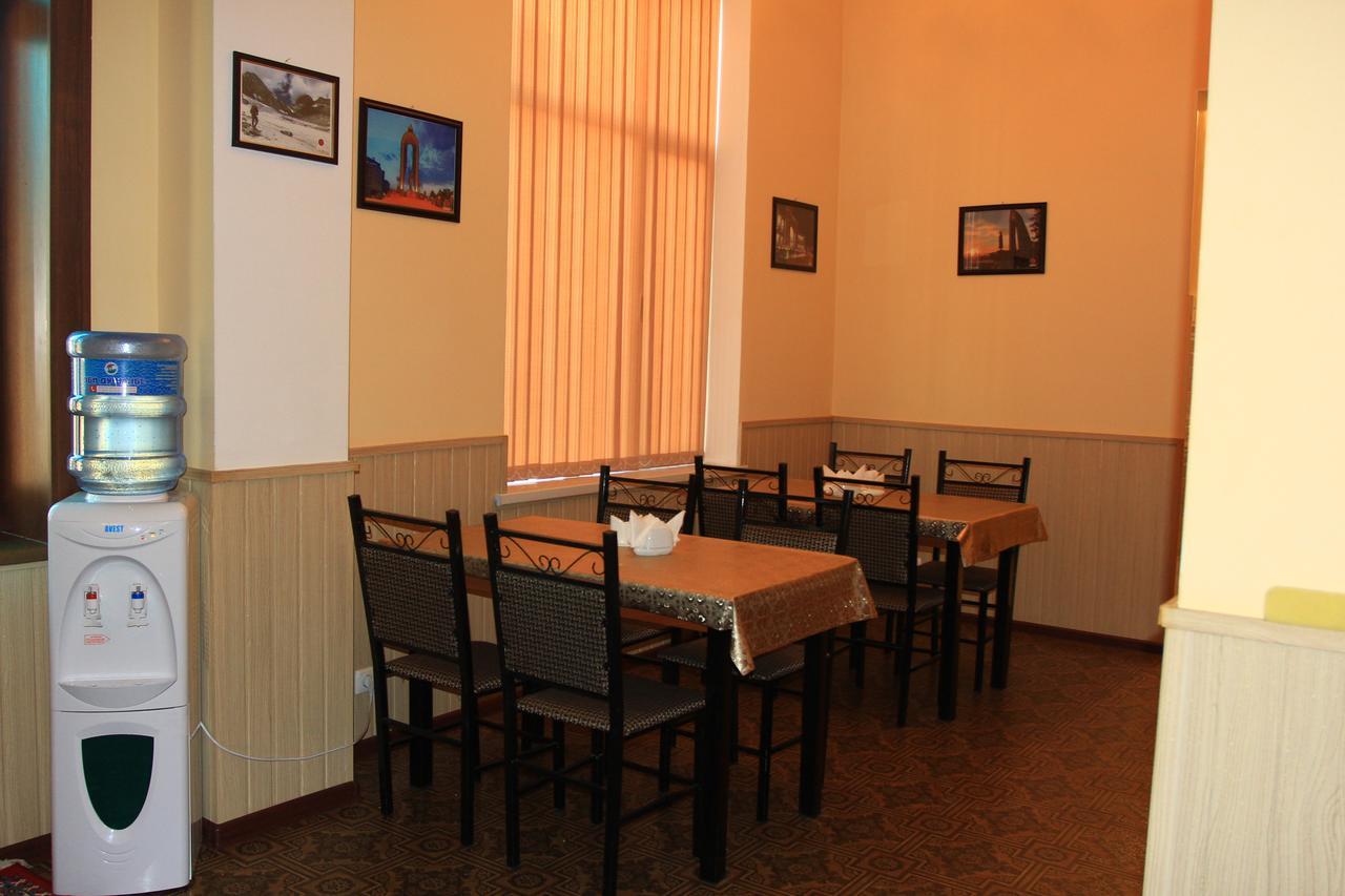 City Hostel دوشانبي المظهر الخارجي الصورة